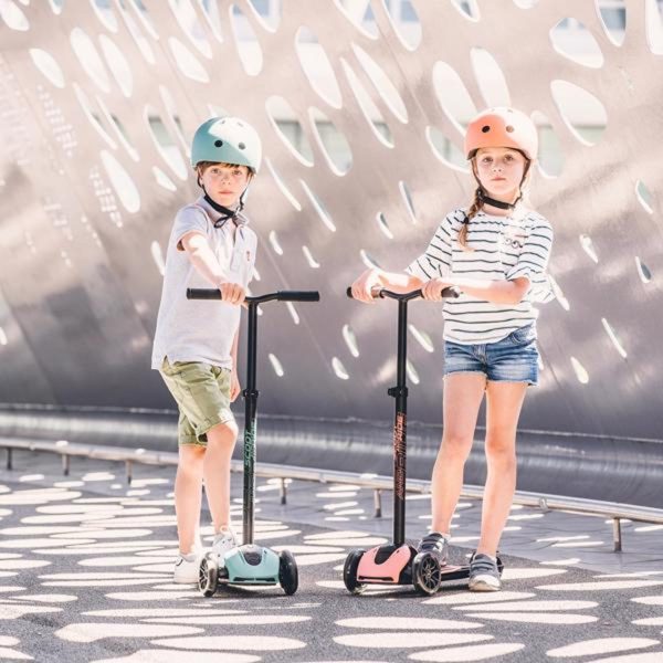 Scoot and Ride Highway Kick 5 Led Forest Online now